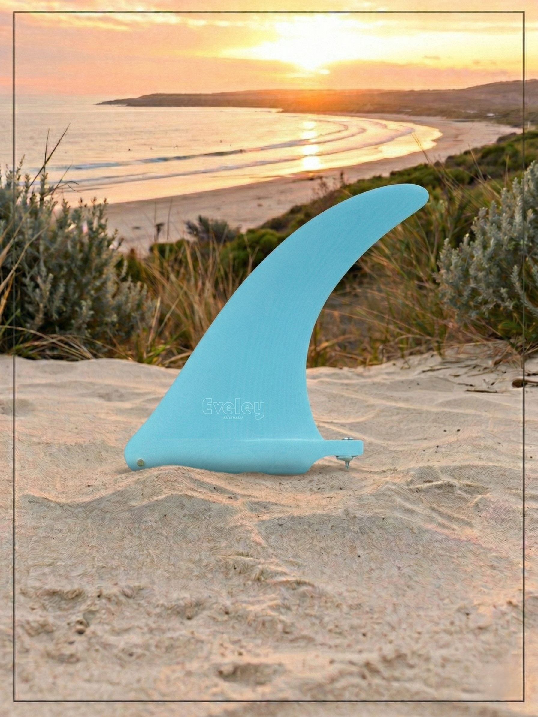 6.5" International 4A Center Fin, light blue Pro Glass.