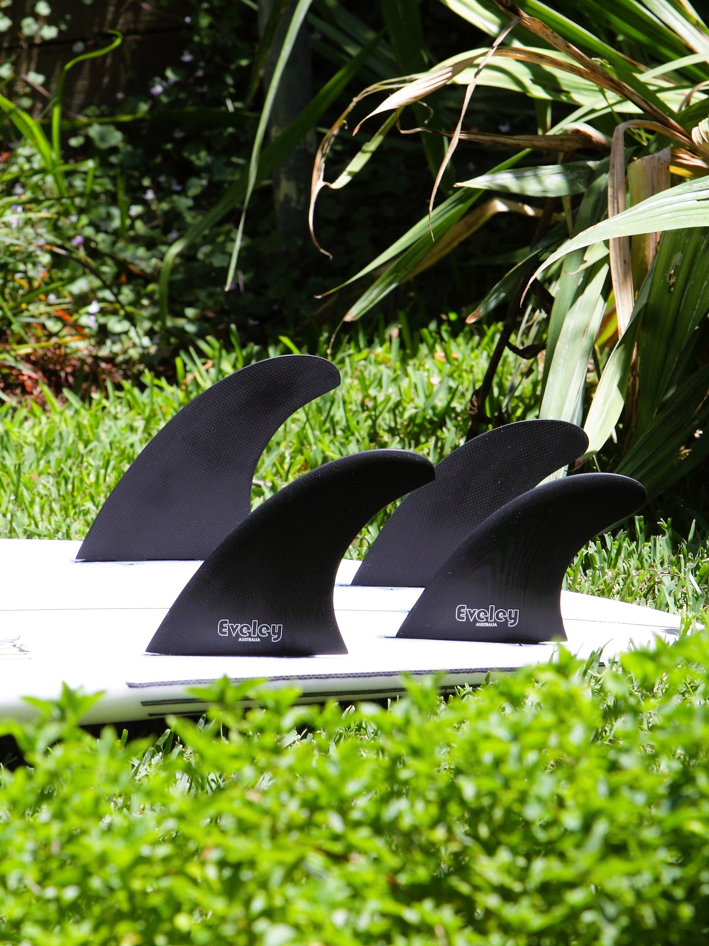 Big Boy quad fin set showing oversized front and rear fins