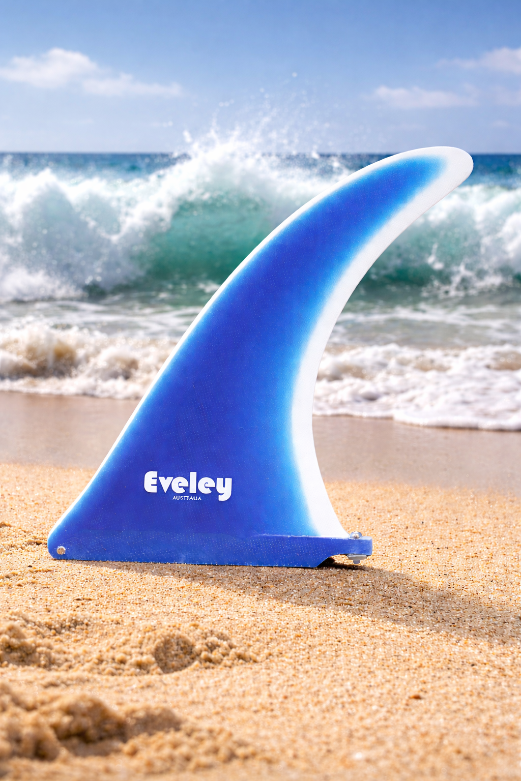 7" International 4A Center Fin, blue on white Pro Glass.