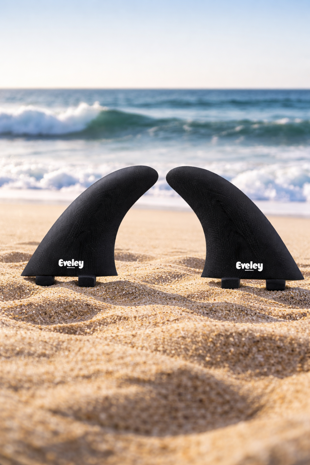 Black retro performance twin surfboard fins Pro Glass set of two