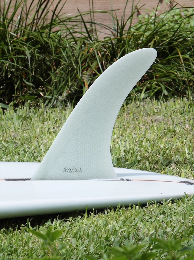 10.5" Logger Center Fin – Volan Pro Glass Surfboard Fin fitted