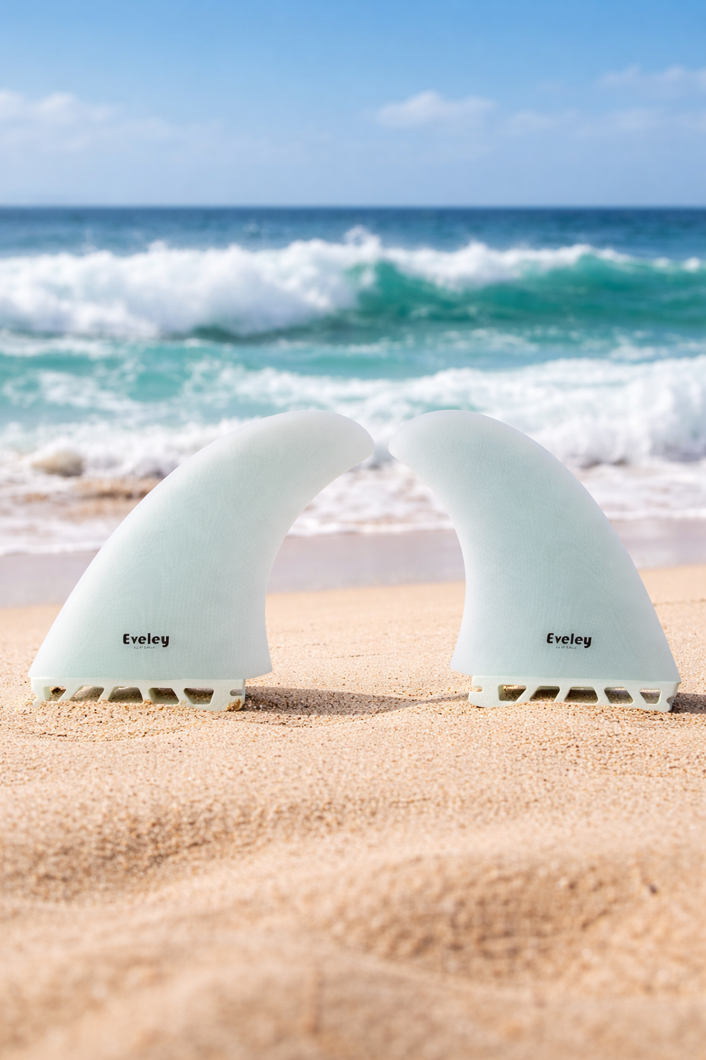 5.5" Power Twin Fins, natural Pro Glass. Futures compatible set of two fins.