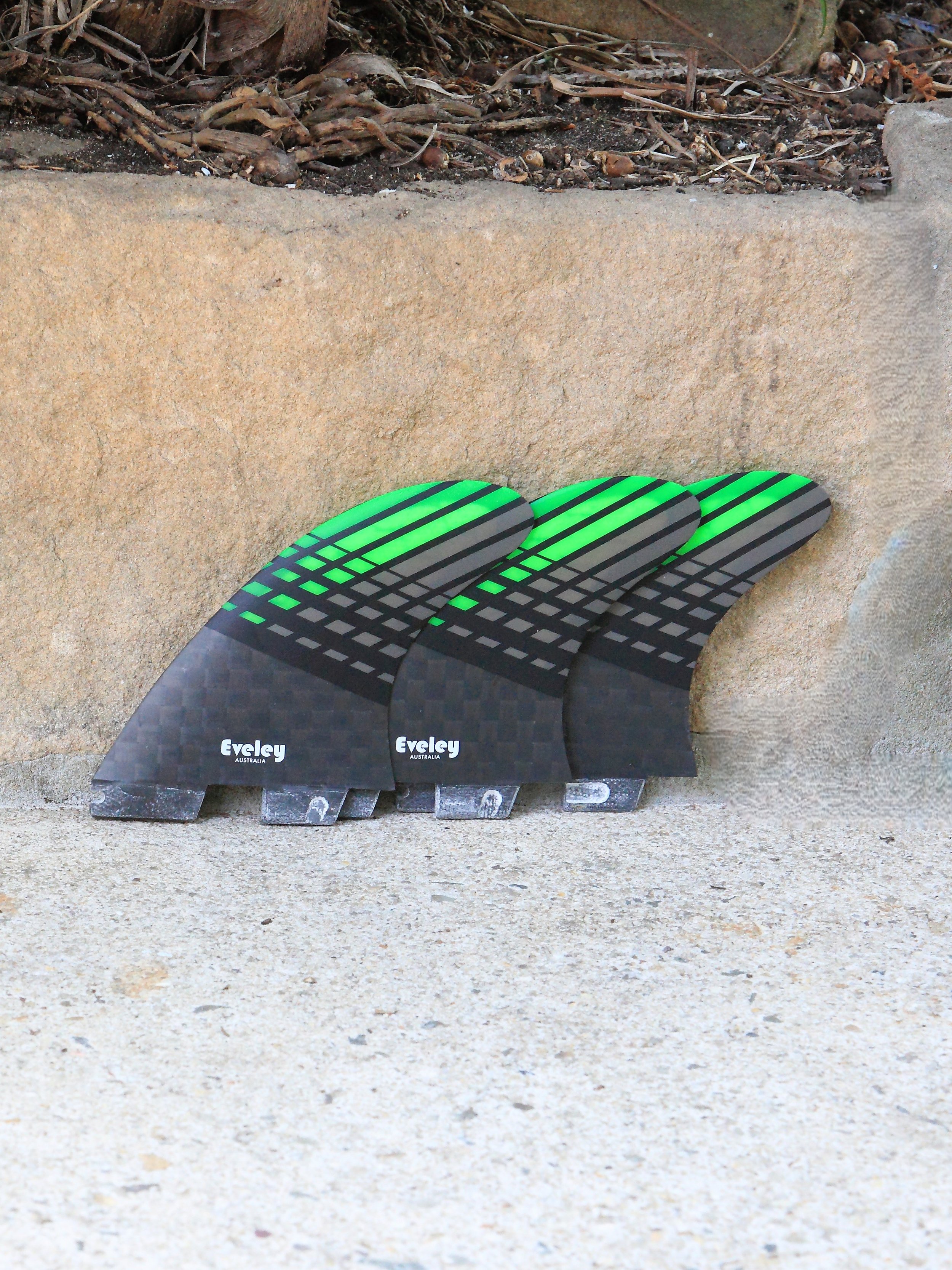 4.75” Advanced Thruster Fins – Carbon Fiber Green TekFlex | FCS II Compatible (Set of 3)