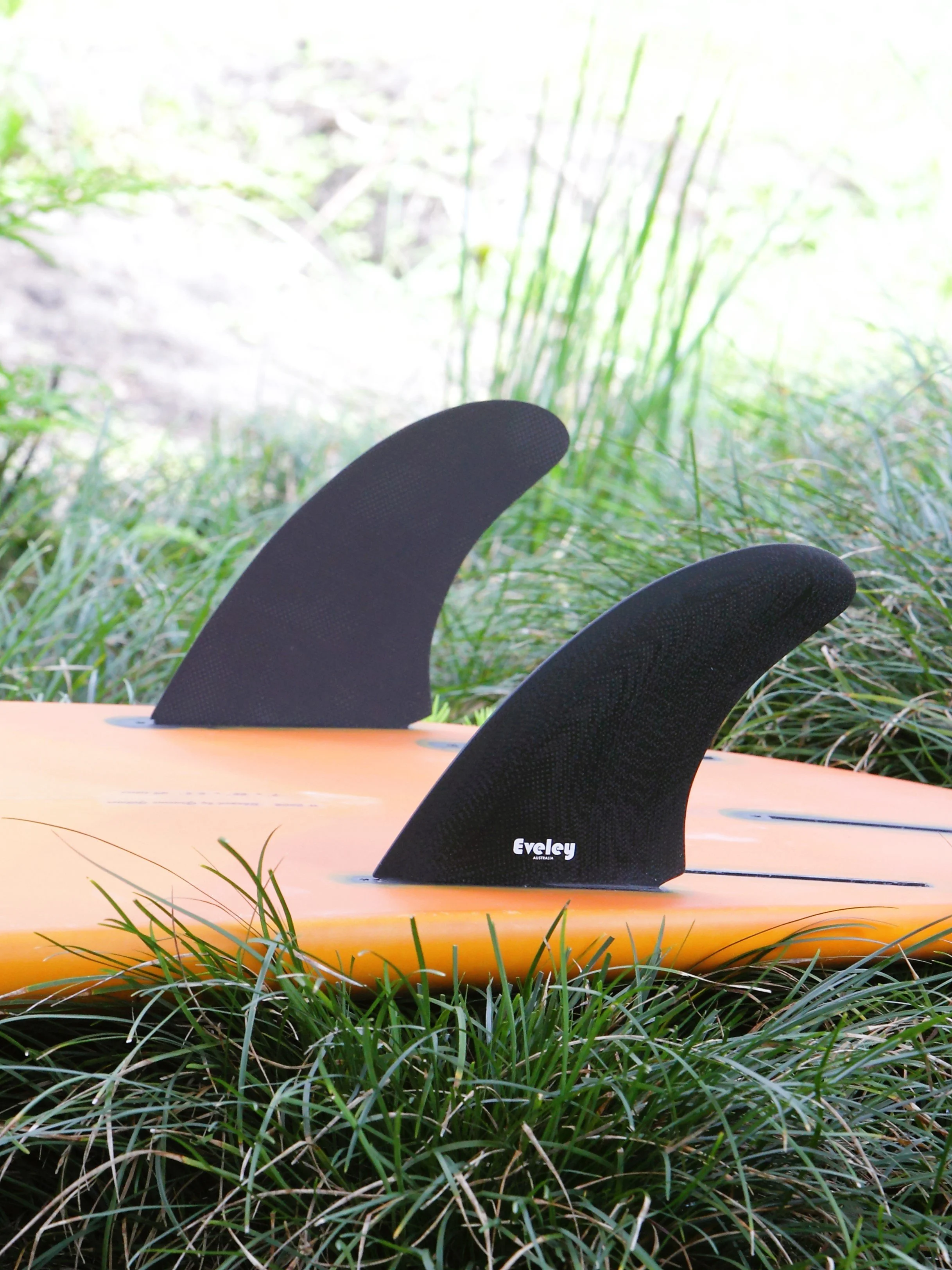 5.9" Retro Performance Twin Fins – Black Pro Glass | Futures Compatible (Set of 2)