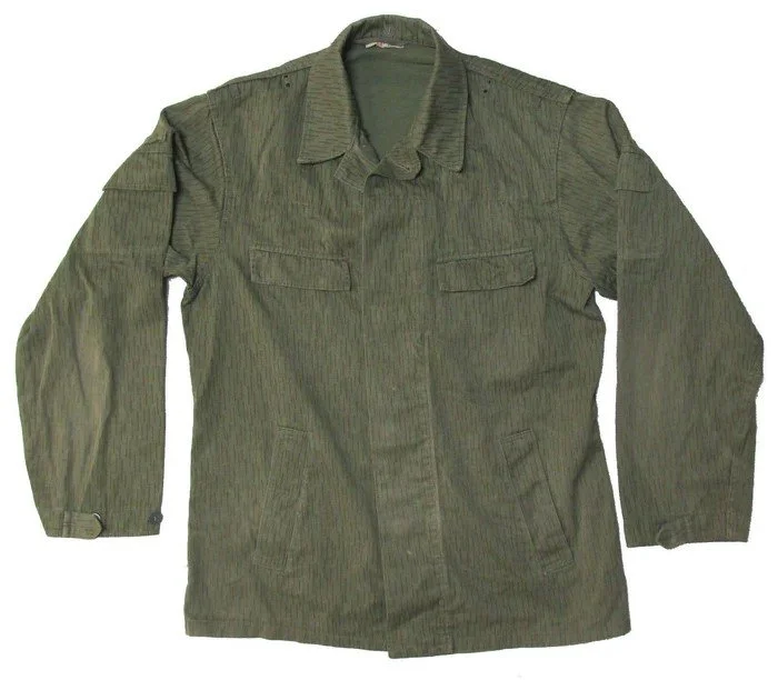 CHAQUETILLA CAMO STRICHTARN TIPO 2. USADA