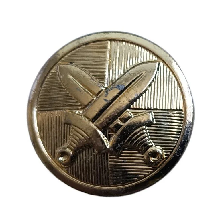 BOTÓN 22 MM DORADO. CHECOSLOVAQUIA