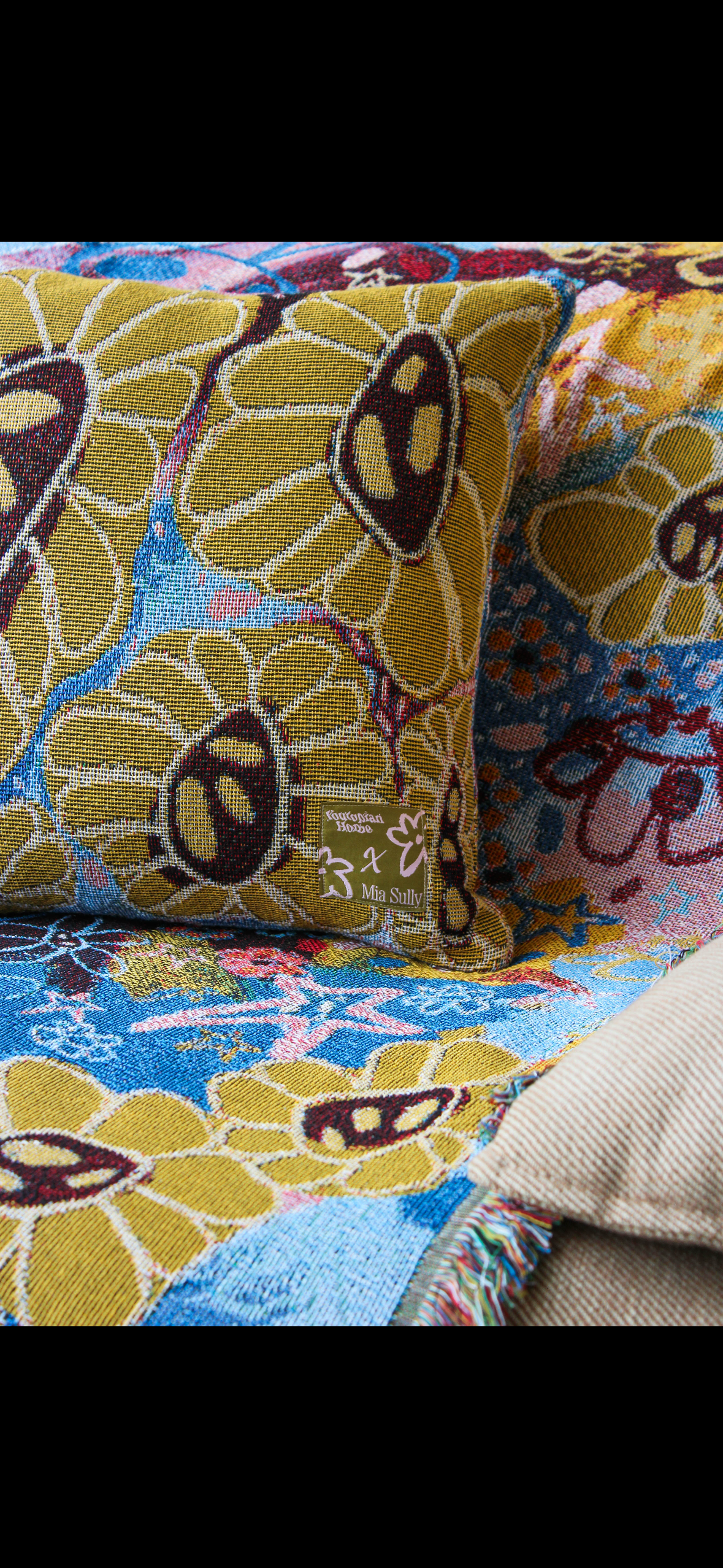 Woven wildflowers cushion cover 