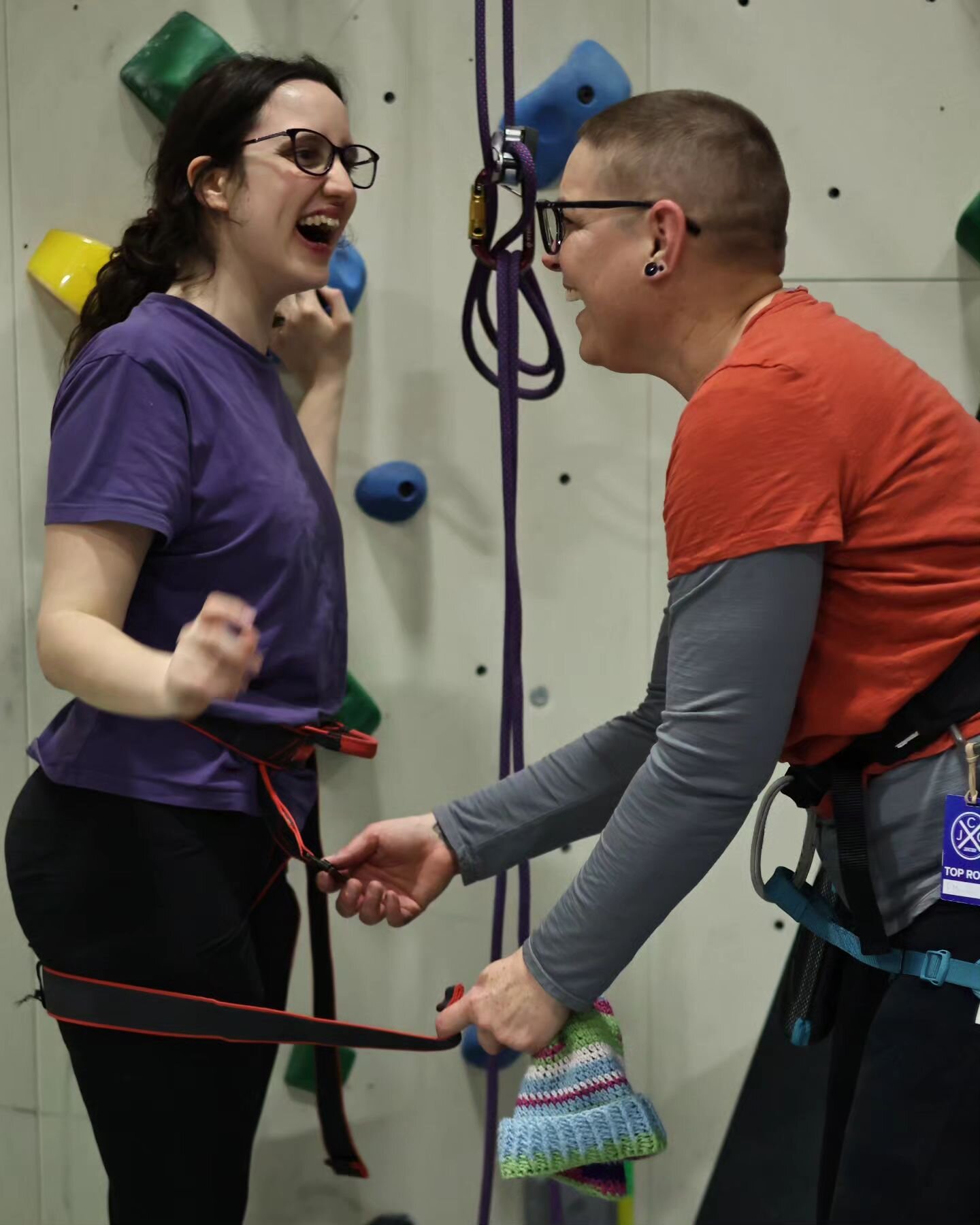 Smiles, sends, and teamwork during last night's meetup! It was definitely worth the wait after a long holiday break. 

 ➡️ Want in on the action? (Yeah you do!) Our next climb night is February 24th, and signup is open now!

.
.
.

#adaptiveathlete #