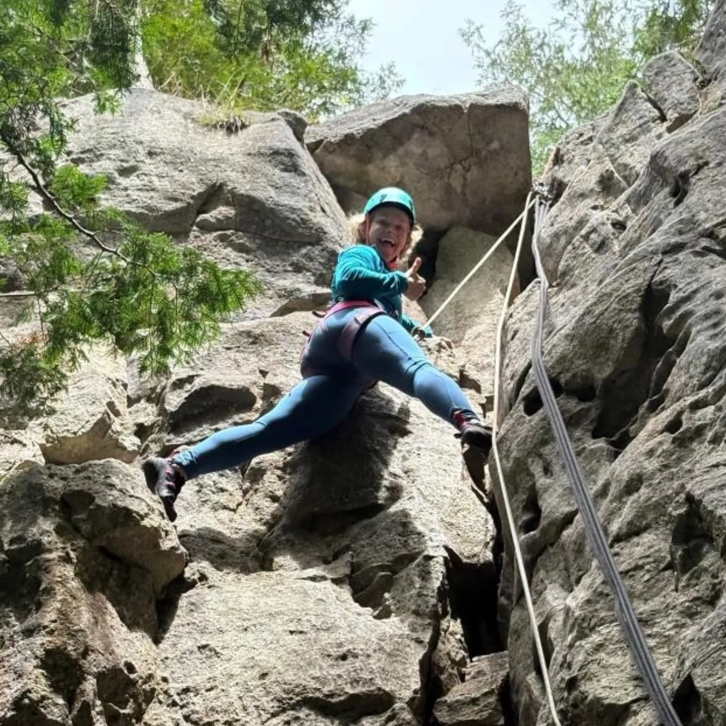 The RAAC crew had a blast at our very first outdoor day at Metcalfe Rock! Thank you @cacsontario for co-hosting, and @ontherocksclimbing for keeping us safe!

📸@cacsontario, @pattihoddinott17, @theblindexplorer