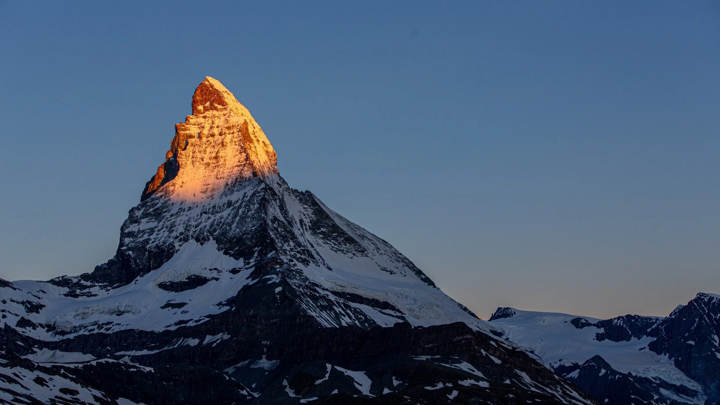 the-advisers-notebook-by-your-wealth-hub-advice-January-2021-10-TIPS-FOR-KEEPING-YOUR-2021 RESOLUTIONS.jpeg