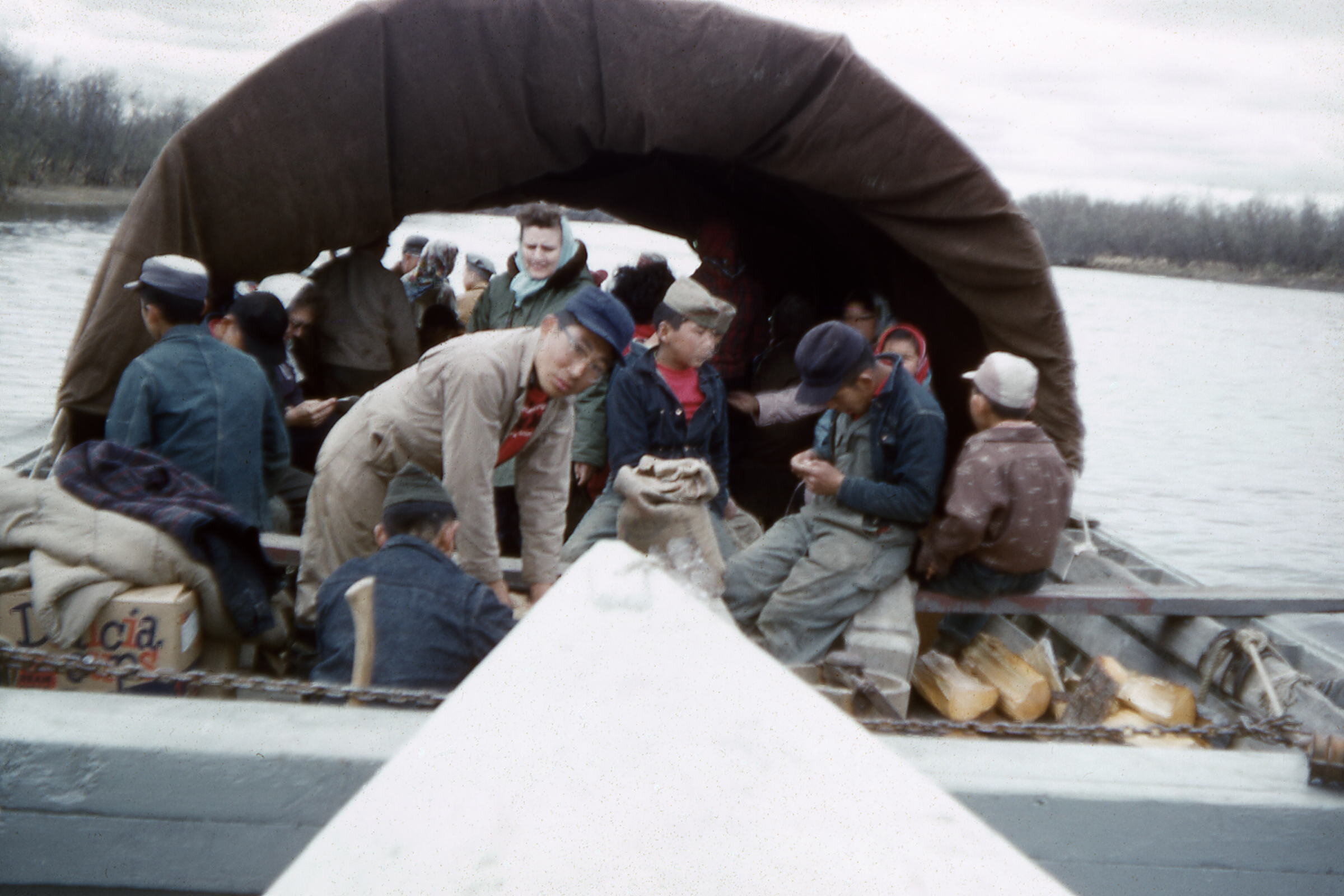 1960 - Smelting with barge.jpg