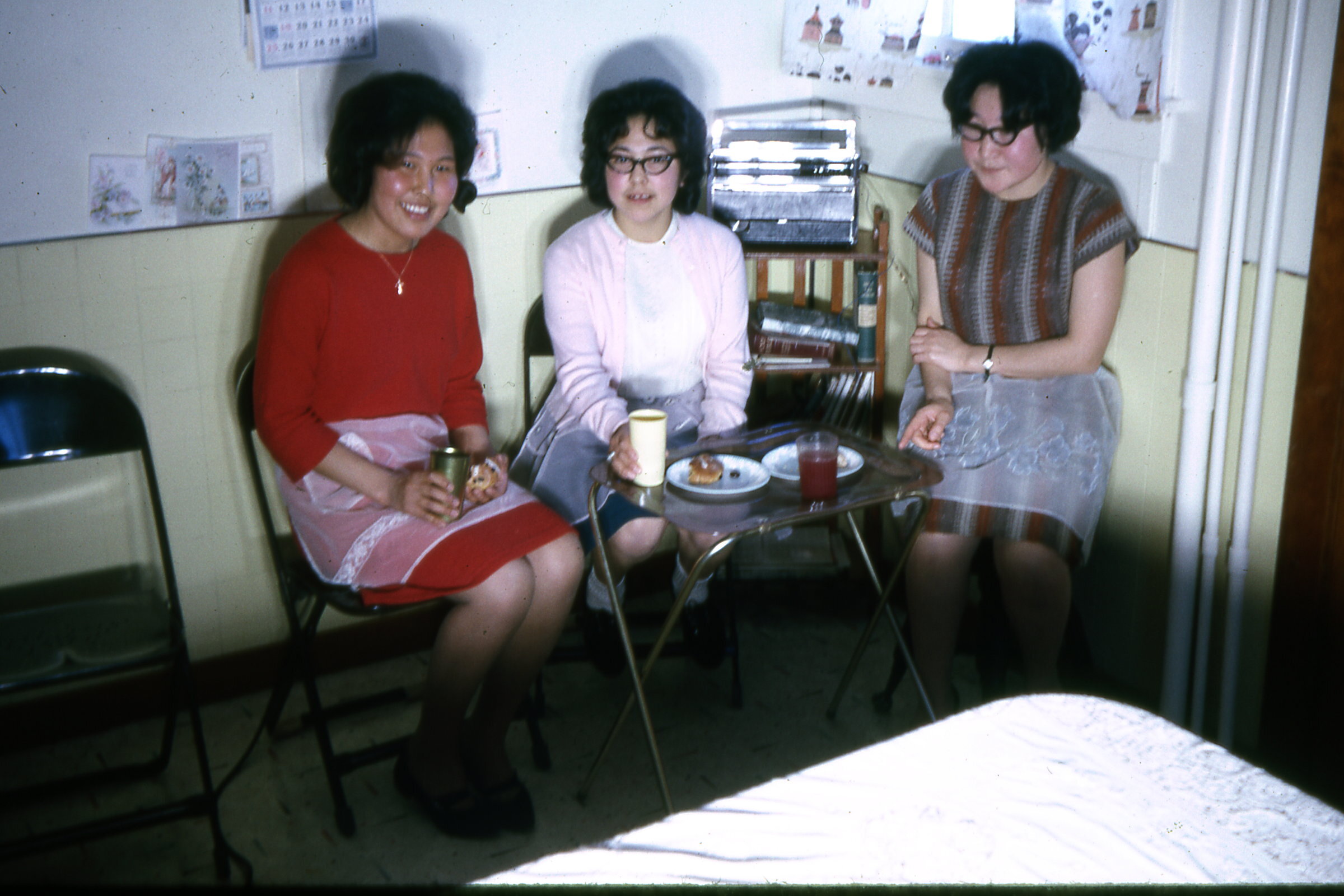 1965 Older Girls.jpg