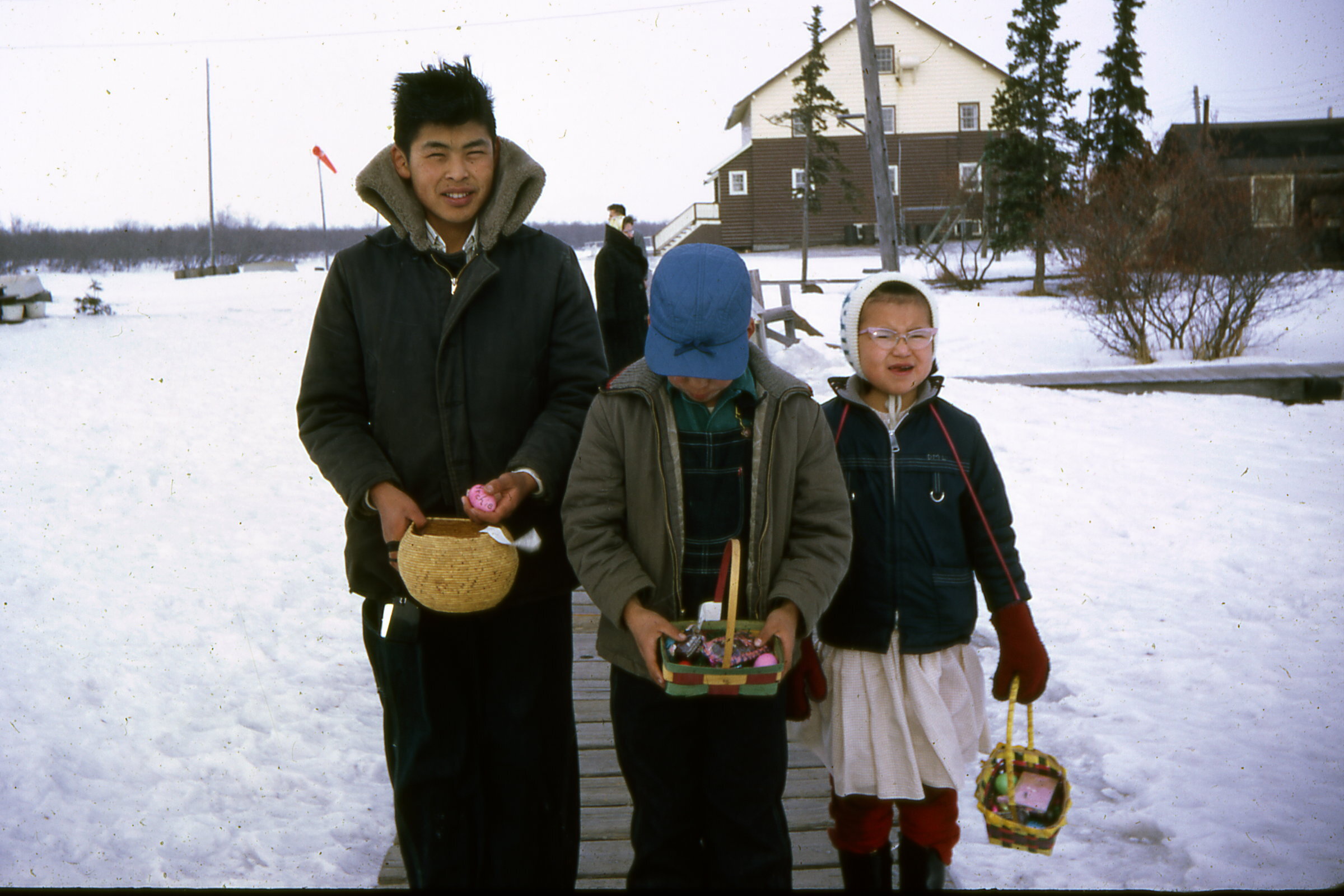 1967 Easter and kids with baskets.jpg