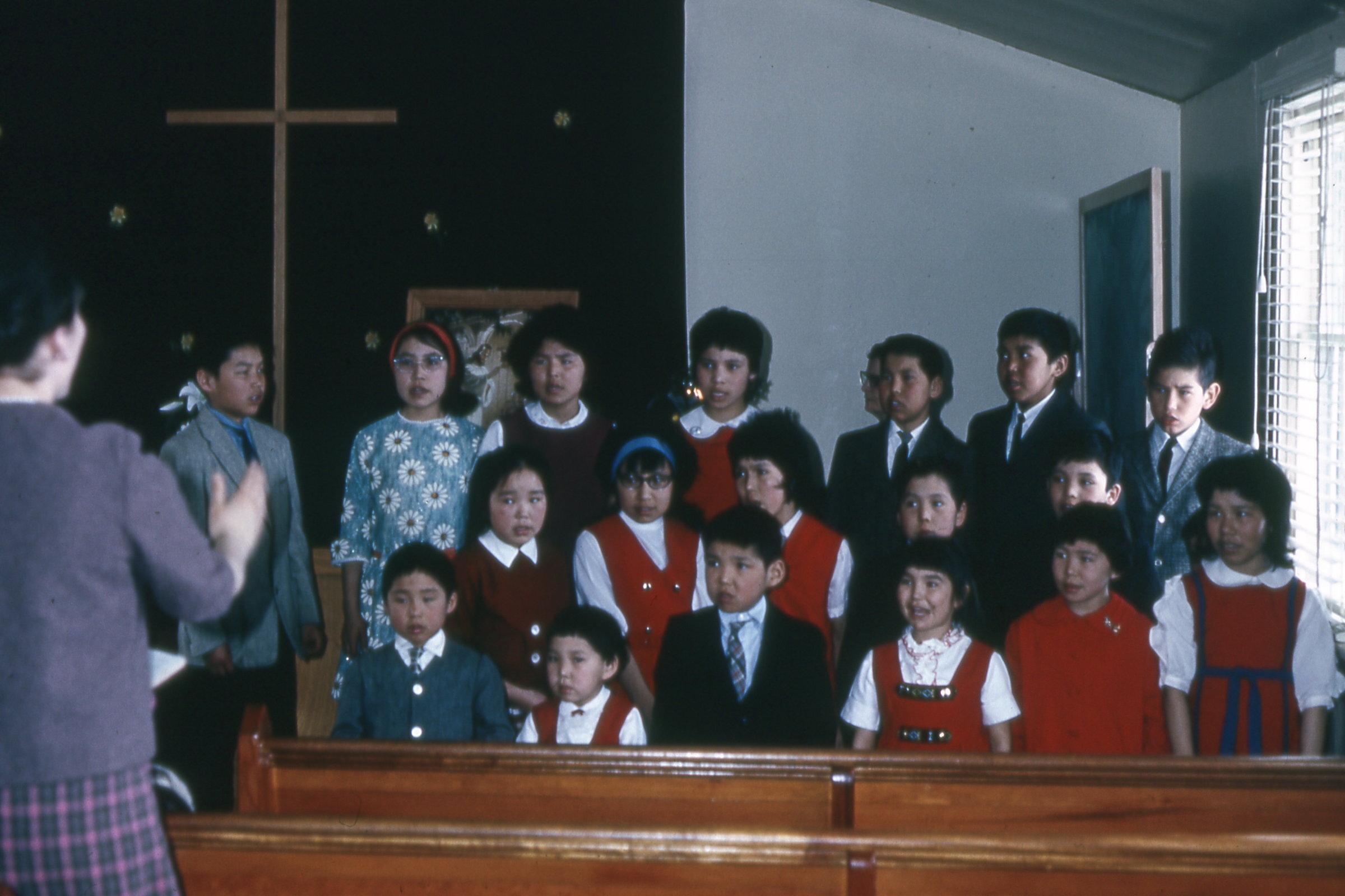 1969 Miss Kerner and Choir.jpg