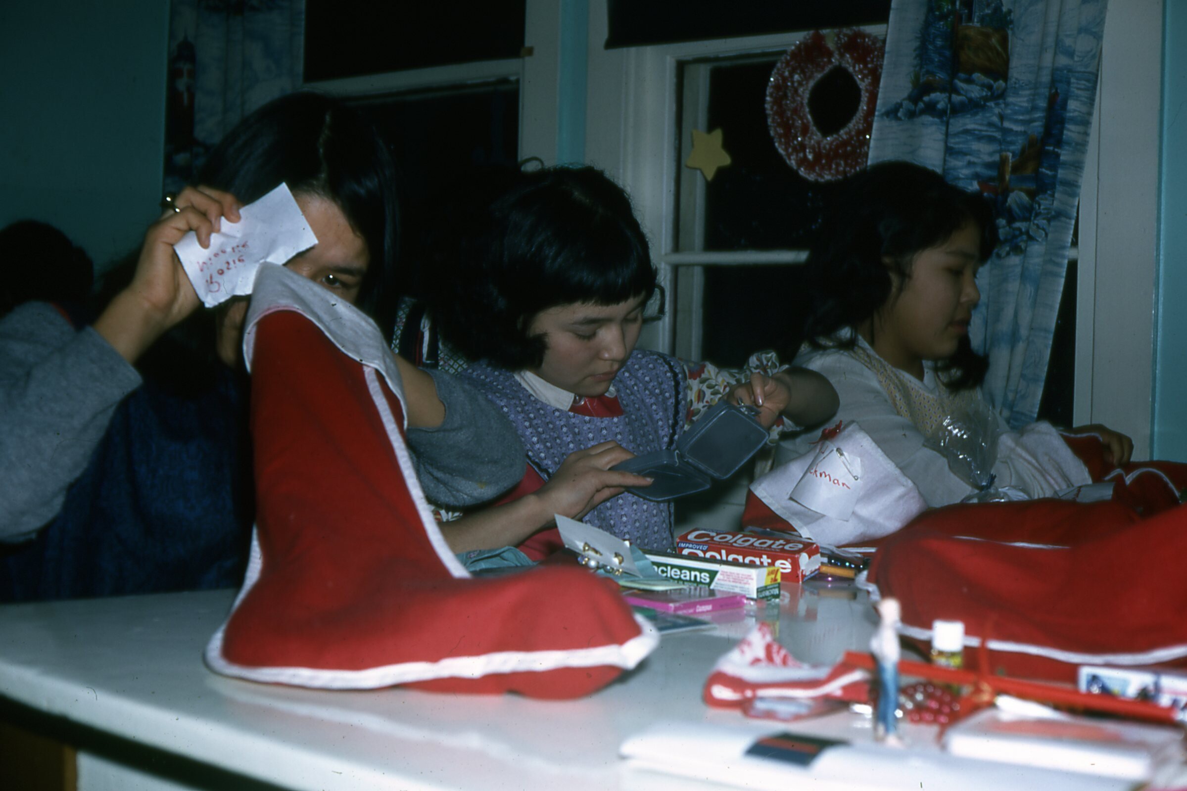 1970 Opening Christmas stockings.jpg
