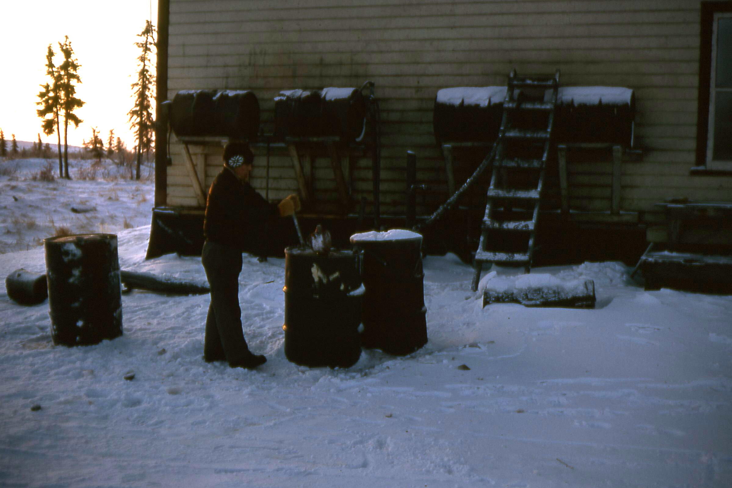 1971 Pumping oil behind Girls Dorm.jpg