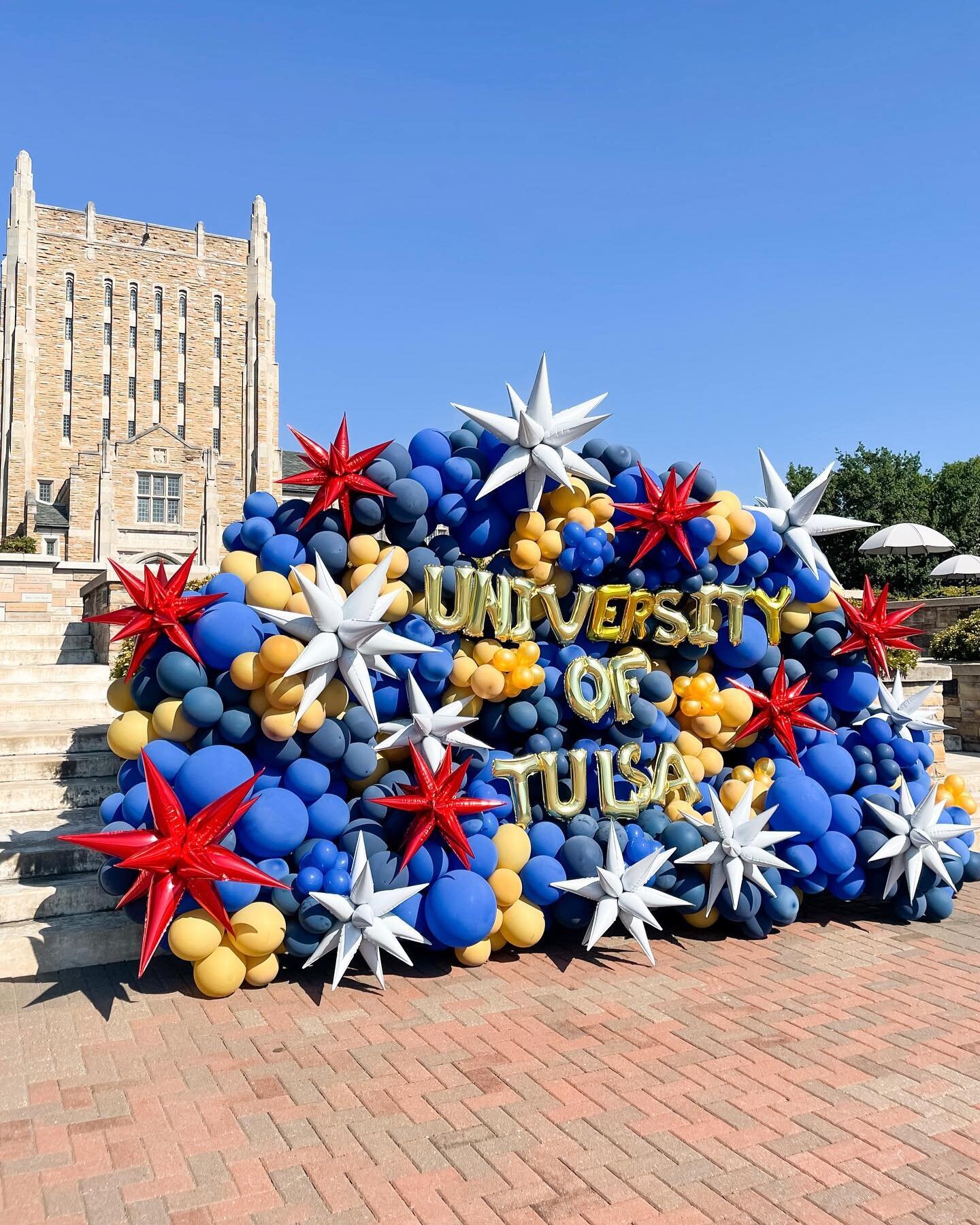 School daze ✨💙🤍

The warmest welcome back at @utulsa!