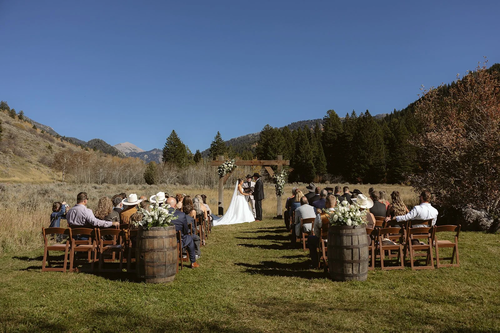 KellyKodyWeddingSneakPeeks-52.jpg