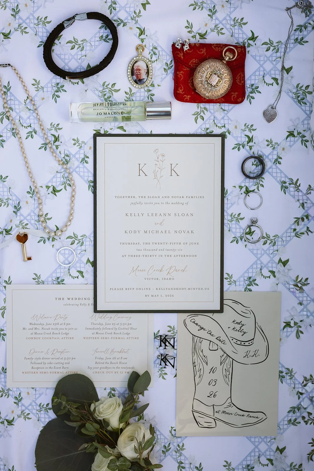 KellyKodyWeddingSneakPeeks-3.jpg