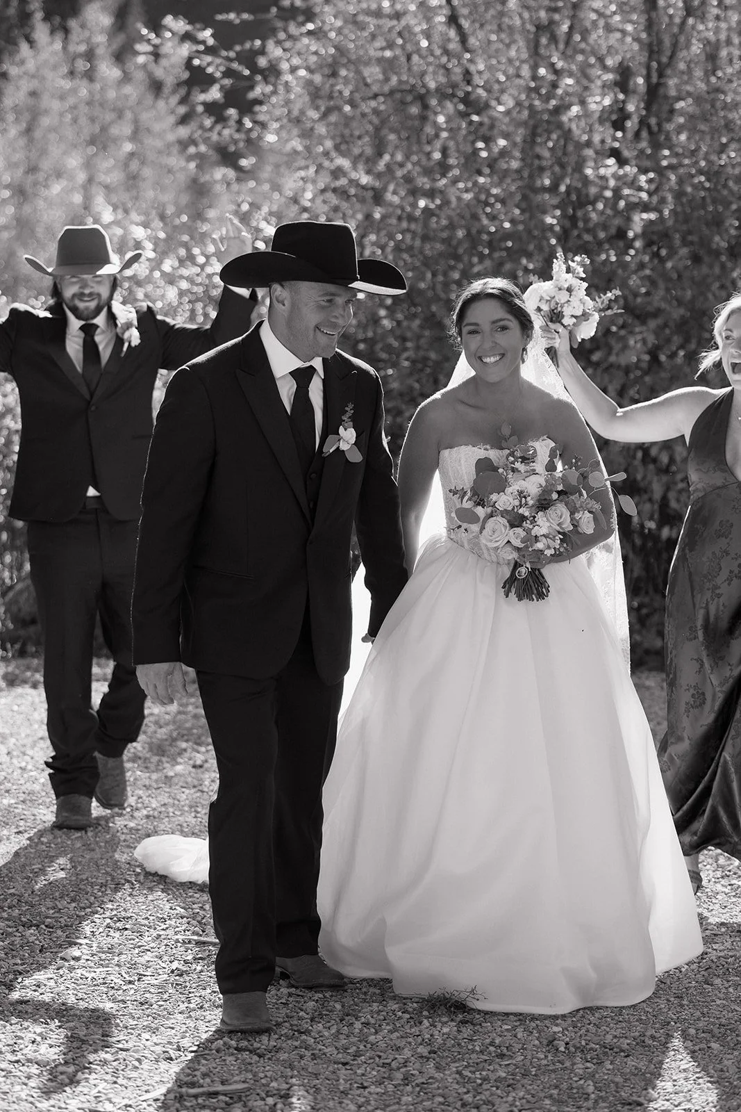KellyKodyWeddingSneakPeeks-67.jpg