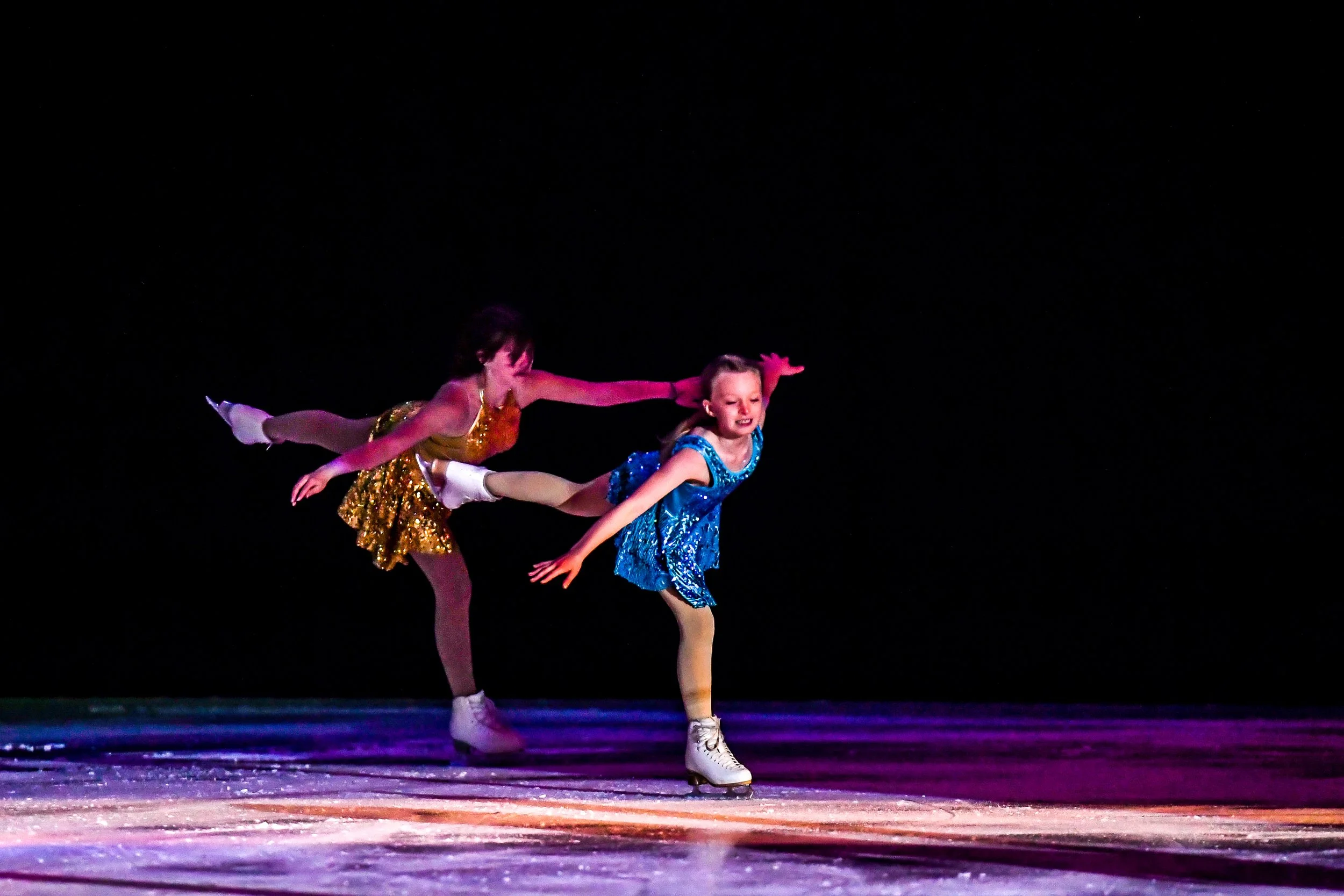 SwanIceShow2025-460 (1).jpg