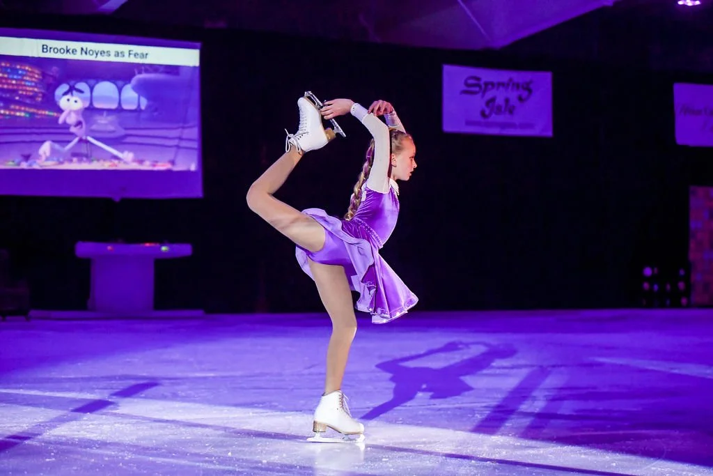SwanIceShow2025-72.jpg