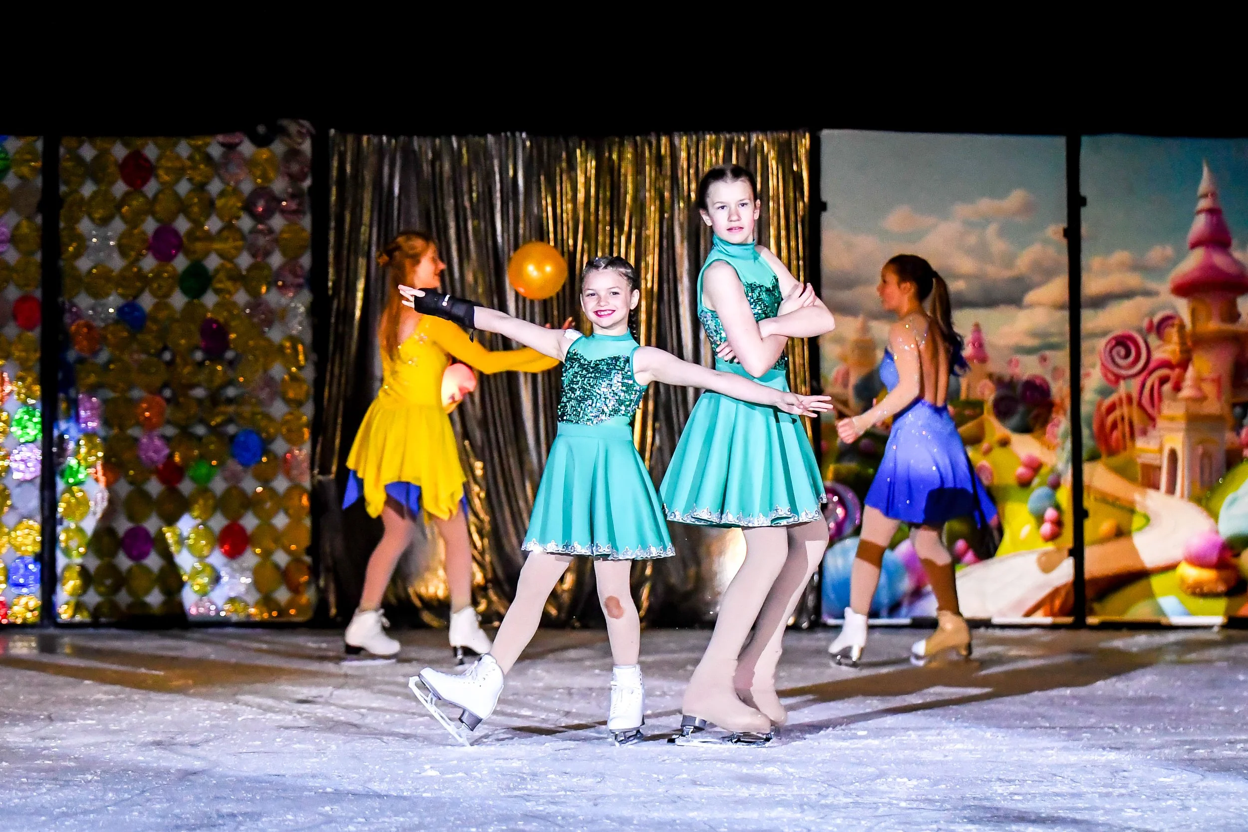 SwanIceShow2025-0918.jpg