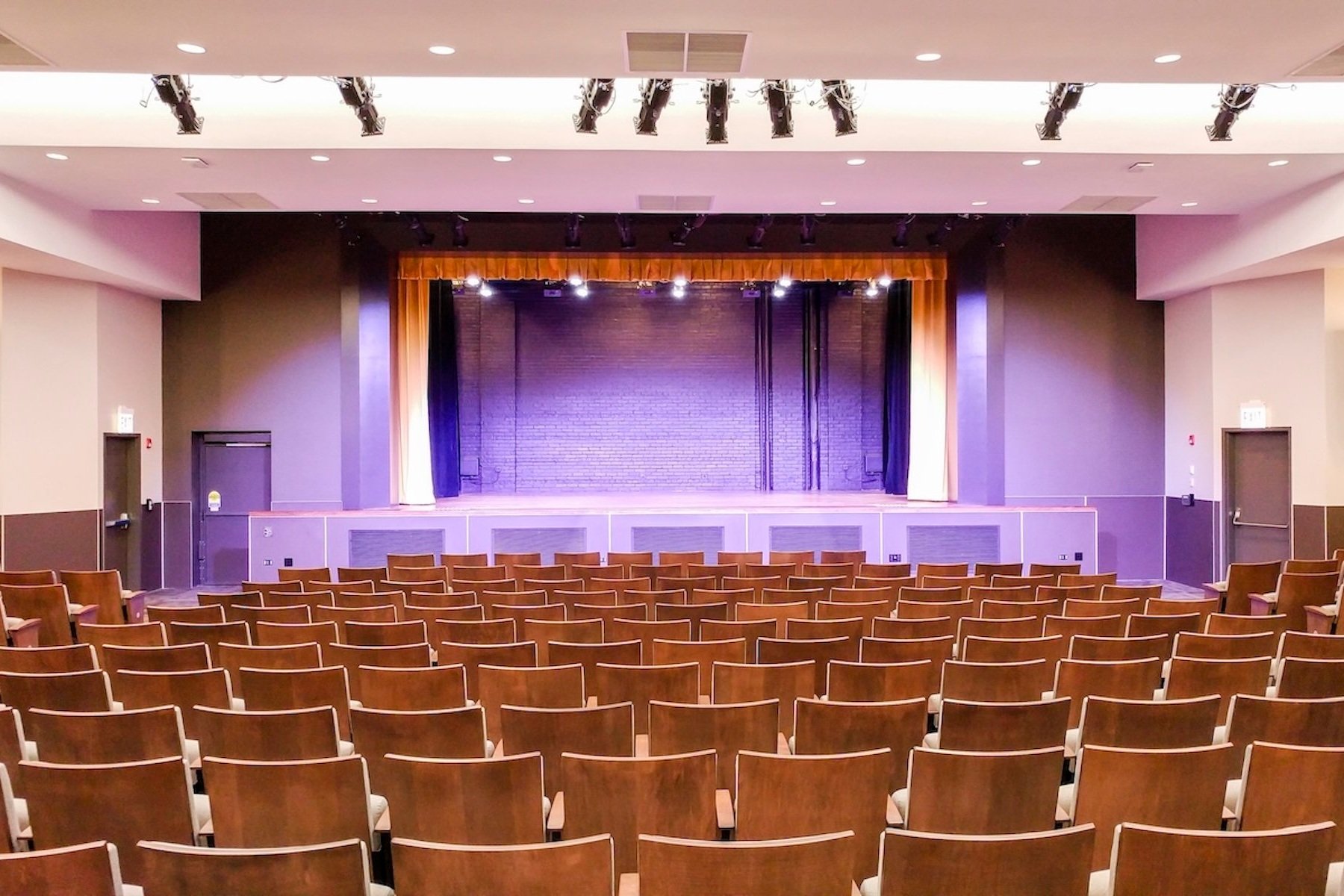 Francis+Xavier+Warde_HNC+Auditorium+%2827%29.jpg