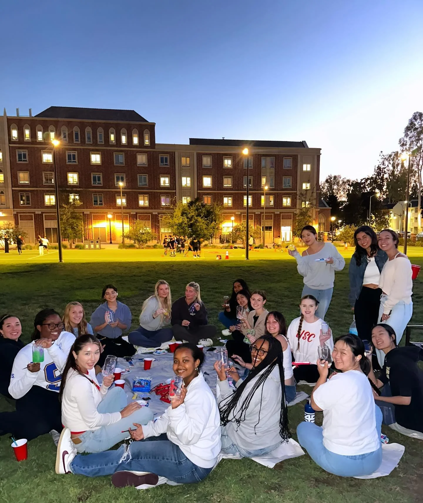 Thank you to everyone who came to our Glass Painting Social! We had so much fun meeting all of you🩷✨