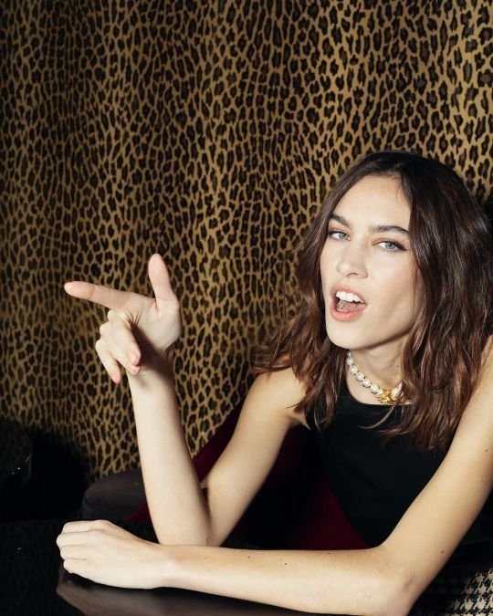 Alexa Chung - Air Goddess