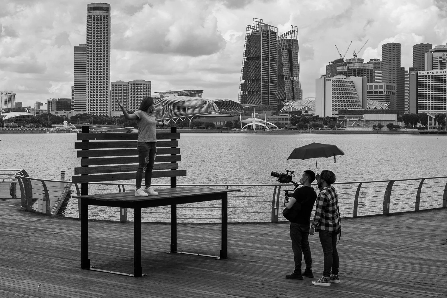 Posing - Mar 2022 (L05597)