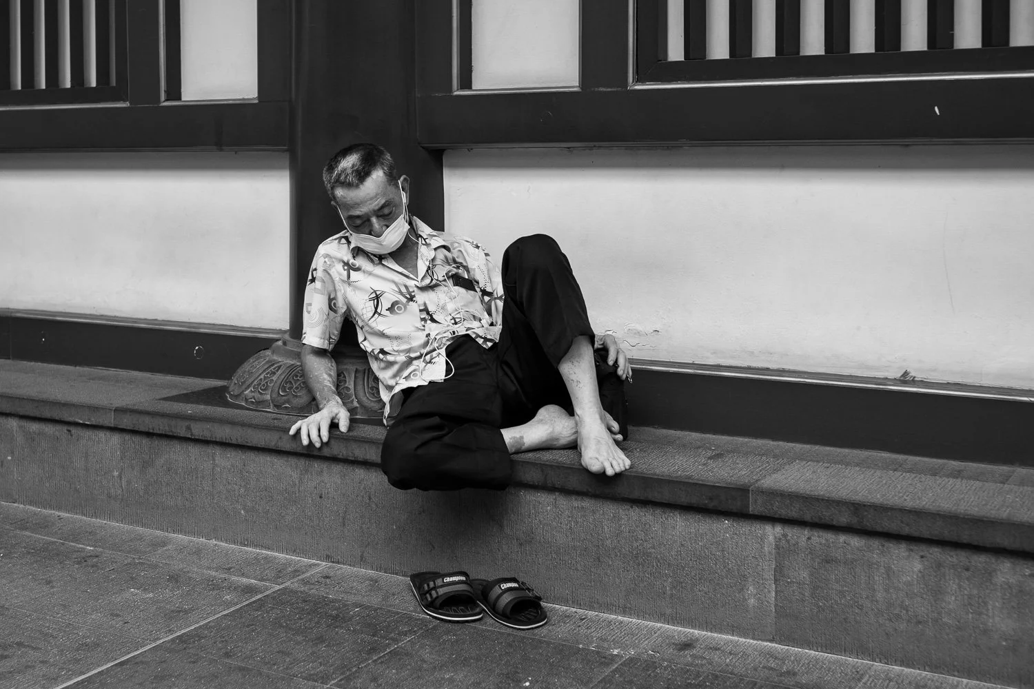 Sleeping - Mar 2022 (L05543)