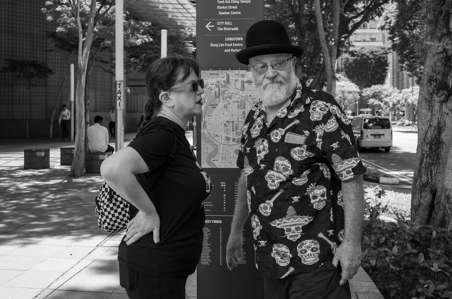 Chatting - Oct 2025 (L42991)