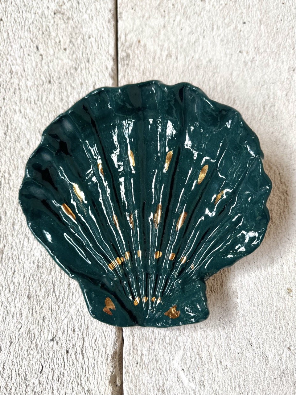 Bellbrae Clay - Orientl Green Scallop Plaque.jpeg