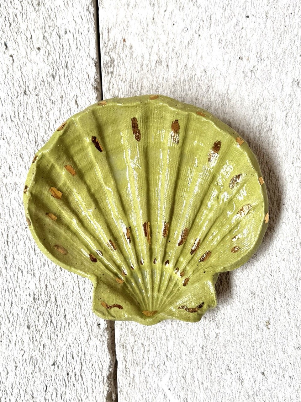 Bellbrae Clay - Pistachio Scallop Plaque.jpeg