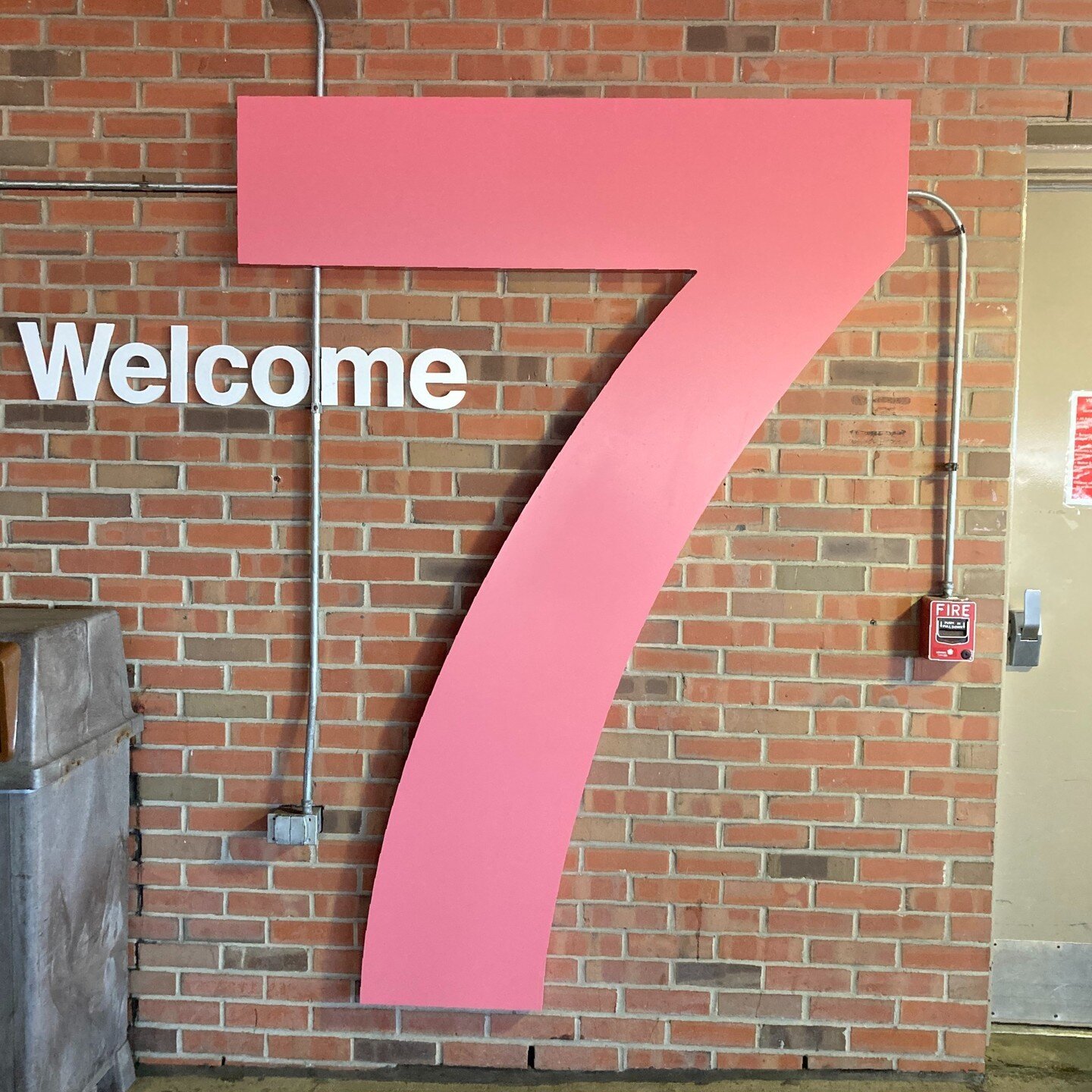 Doula Tip!

If you are birthing in a hospital and have to park in a ramp, take a photo of the floor you've parked on as you arrive.  It may be up to a few days before you go back to find your car and your mind will be on other things. 

Sometimes I c