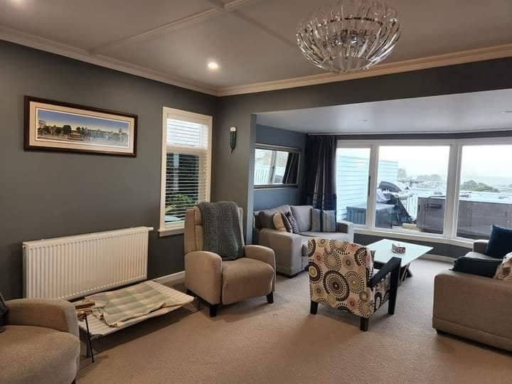 Classic and character home renovation of open plan living area in Taranaki New Plymouth