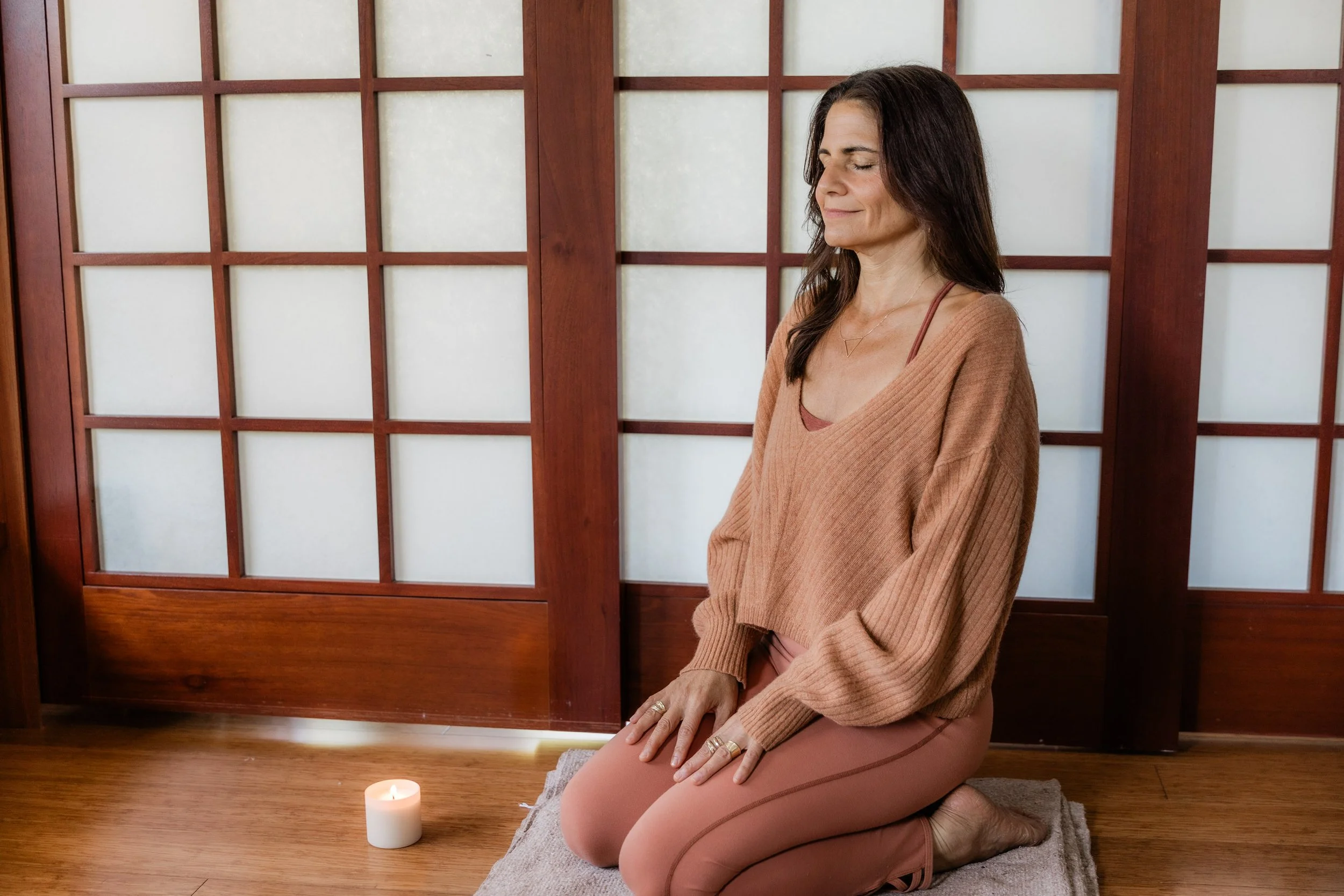 Landing Into The Power of the Pause with a 10-Minute Meditation