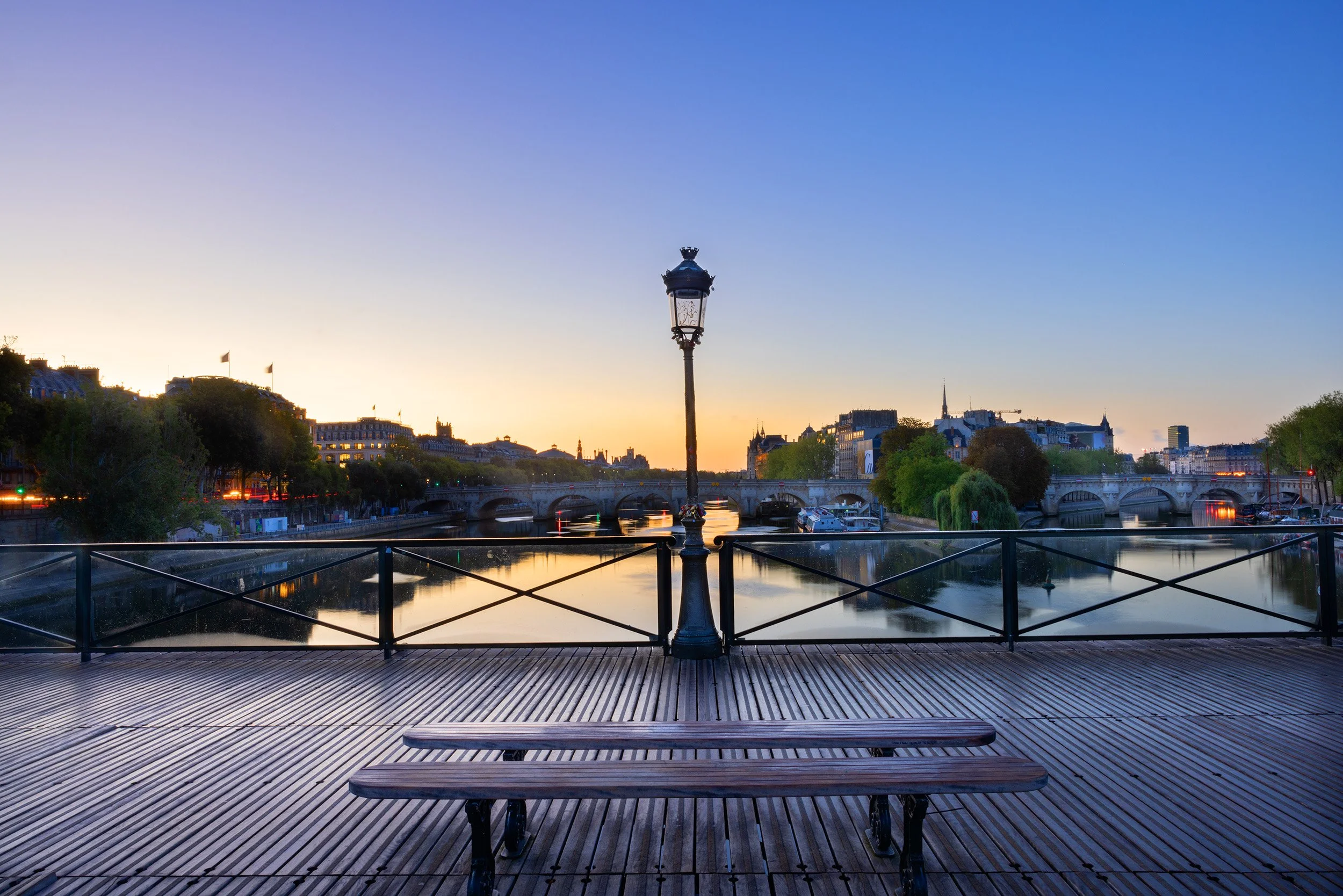 A Peaceful Parisian Awakening32x48max-web.jpg