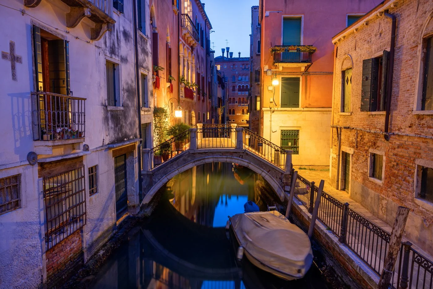 Venice-in-the-Quiet-HoursLR.jpg