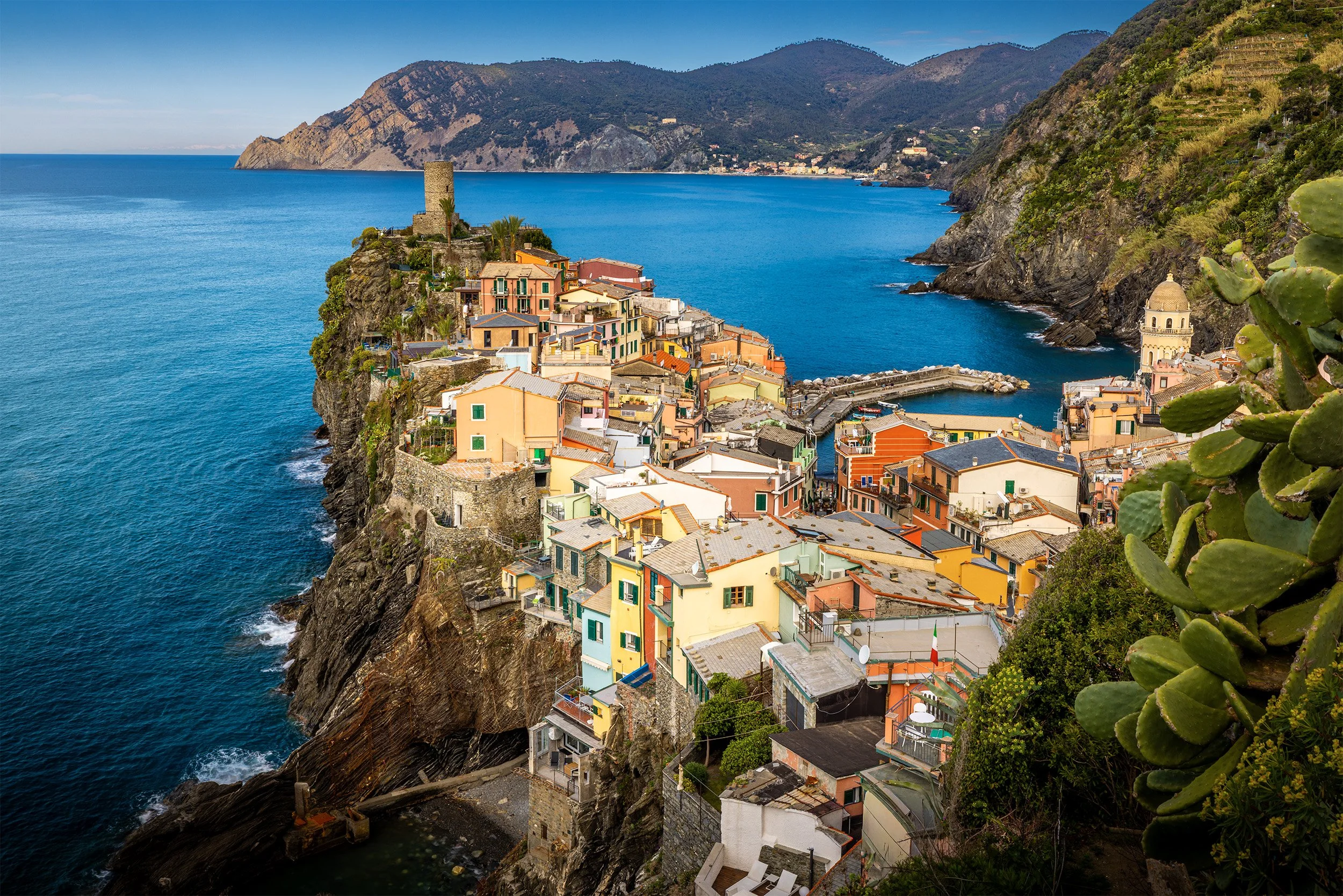 Awakening of Vernazza32x48max-web.jpg