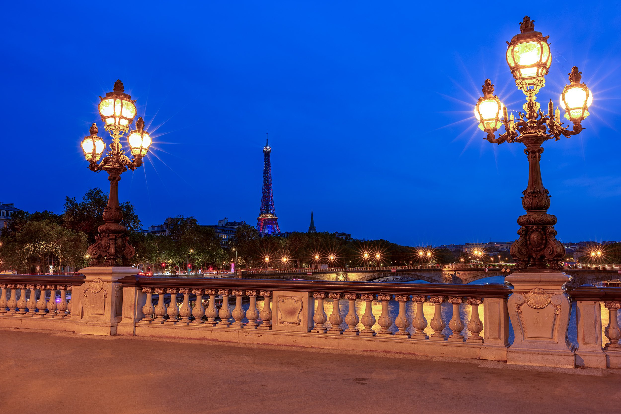 Midnight Gold Over the Seine32x48max-web.jpg