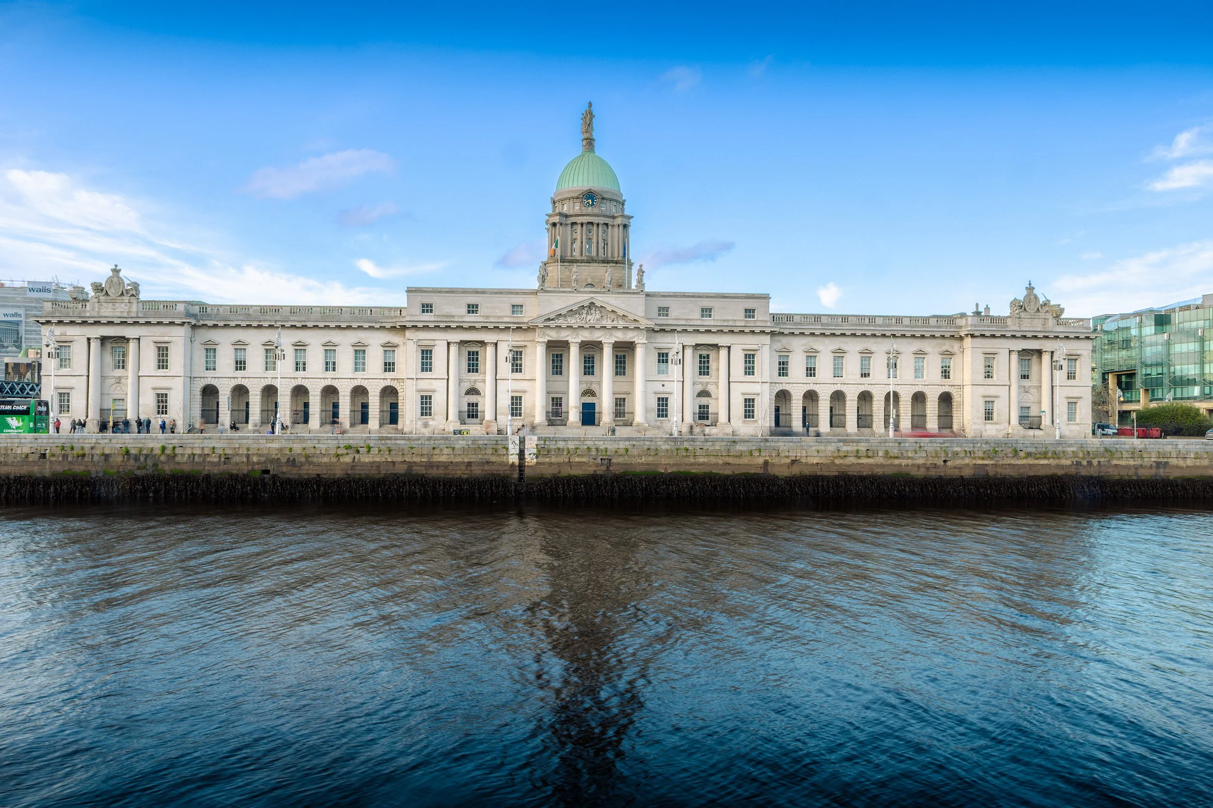 The Jewel of the Quays32x48max-web.jpg