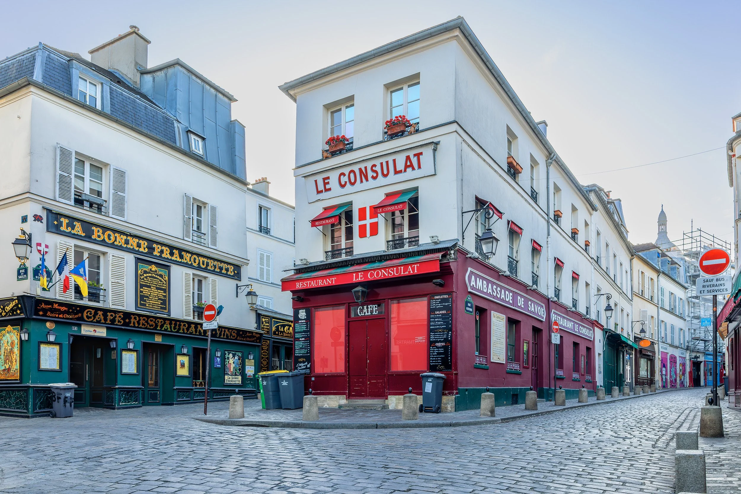 Daybreak on Rue Norvins32x48max-web.jpg