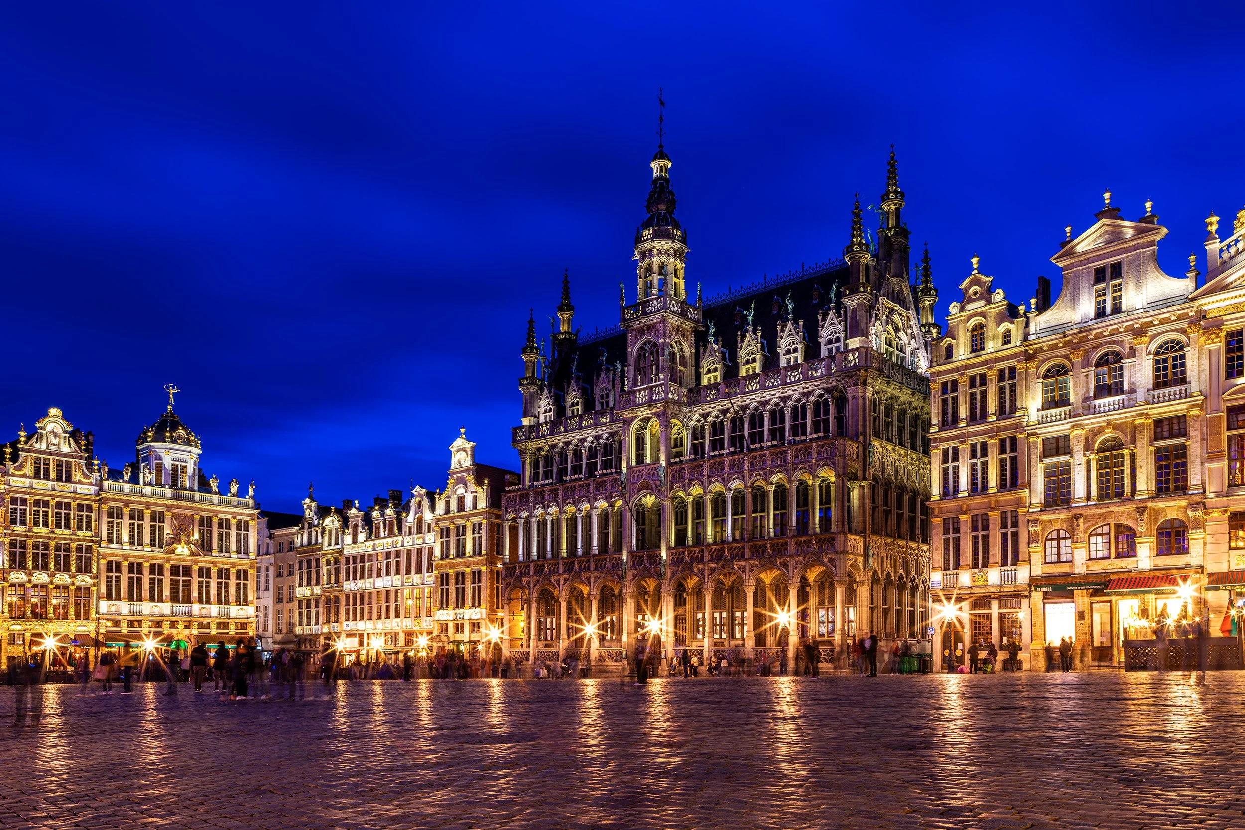 Celestial Starbursts - Brussels, Belgium