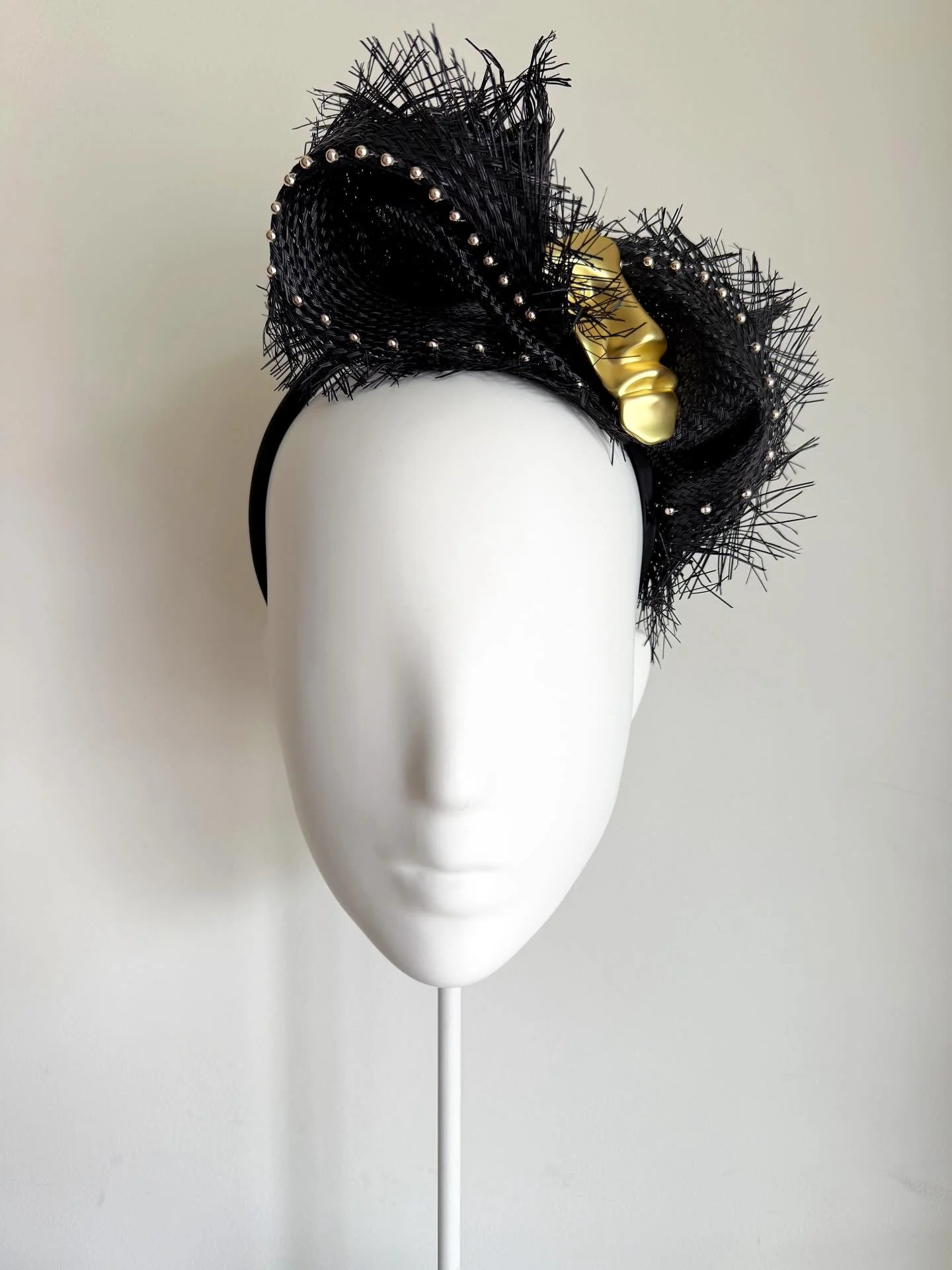 New piece alert ‼️ 
Sculpted black straw with distressed edges, decorated with gold beads &amp; feature gold metal brooch, she&rsquo;s got an attitude &amp; I like it&hellip;&hellip;&hellip;&hellip;&hellip;&hellip;&hellip;.
Now available online match