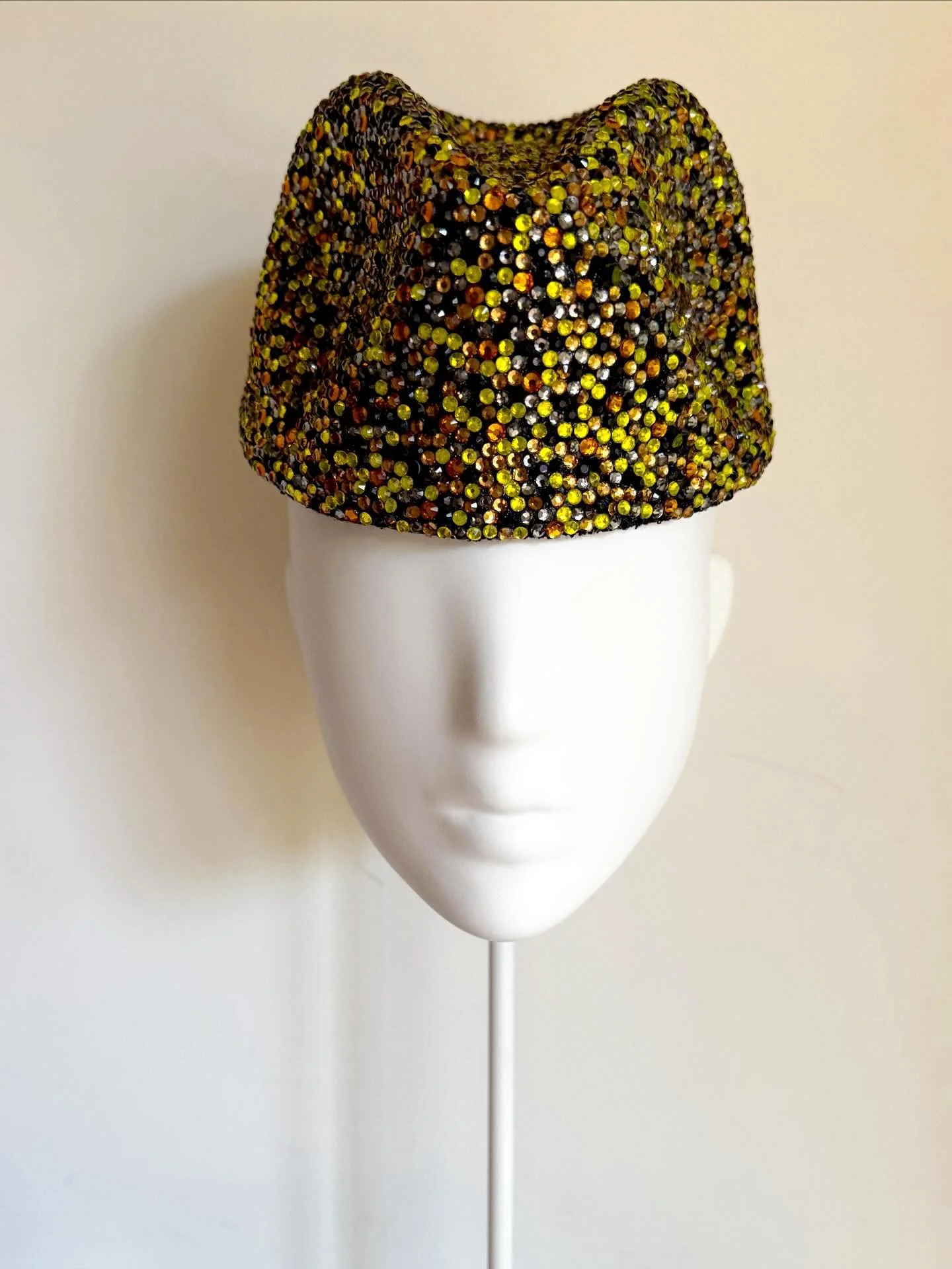 &ldquo;Crystallised&rdquo; introducing our latest Head Couture piece 
This is what 3 days of crystal work looks like&hellip;&hellip;&hellip;&hellip;&hellip;..
Sculpted pillbox covered in 4 colour crystals, she&rsquo;s fashion forward with attitude el