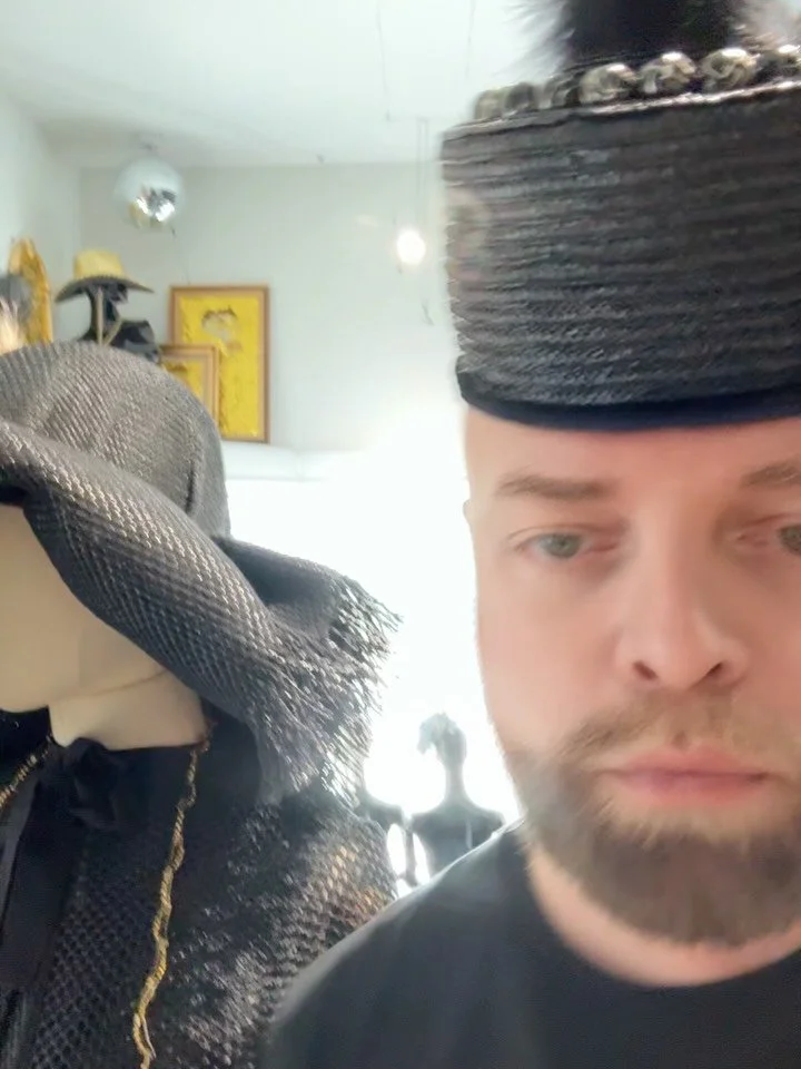 Another video that no one asked for, but y&rsquo;all de rectify love, introducing our cute new playful feather pillbox&hellip;&hellip;&hellip;&hellip;&hellip;.. trimmed with velvet for comfort, featuring hand painted beads and centre of various feath