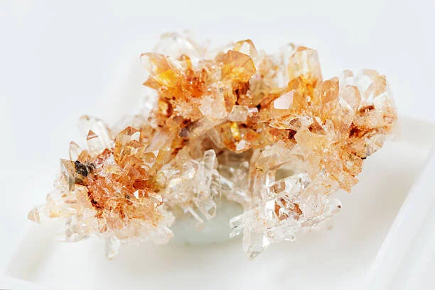 CREEDITE