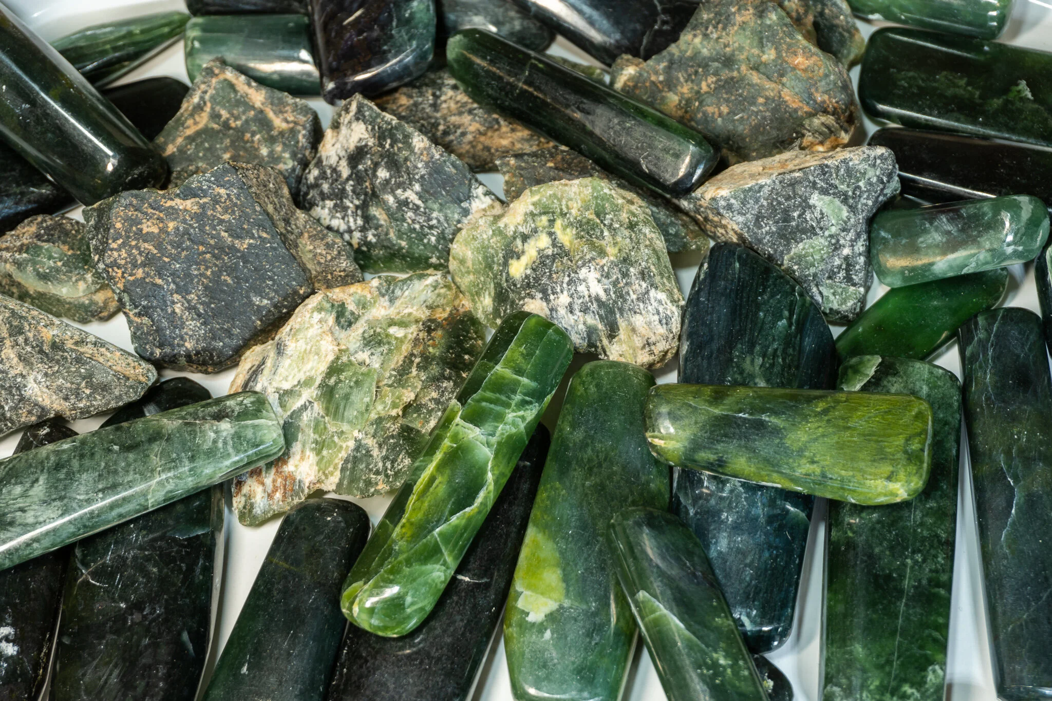 Green-Kyanite.jpg
